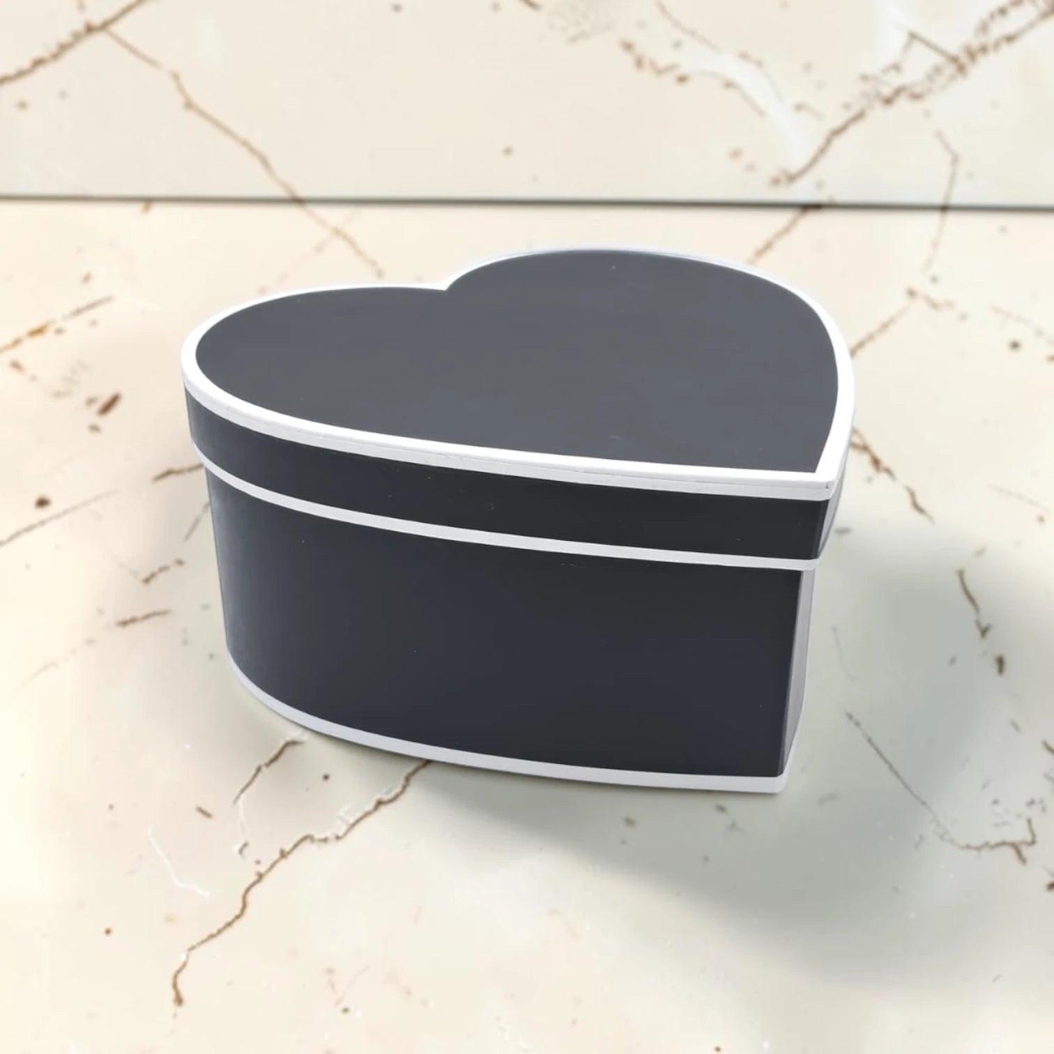 Heart Shape Gift Storage Box with Lid for Flowers, Chocolates, Jewelry & Valentine’s Day Hampers – Decorative Heart Packaging Box for Special Occasions - Damoo
