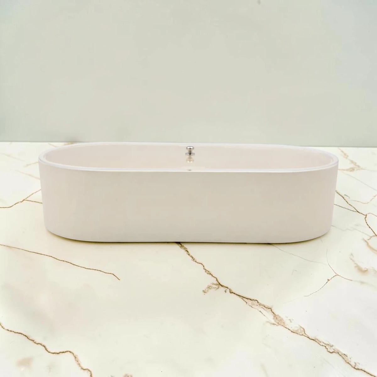 Modern Oval Storage Tray with Clear Acrylic Lid and Knob Handle – Multi-Purpose Countertop Organizer for Kitchen, Bathroom, Vanity & Home Storage (8H x 35L × 18W CM)
