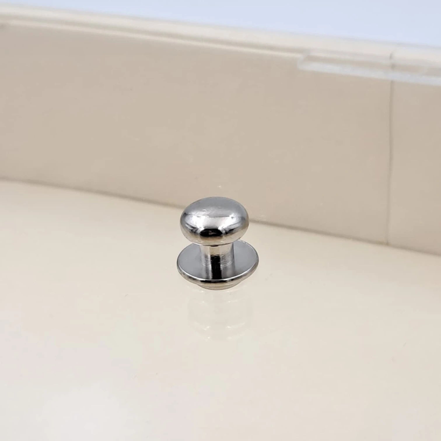 Modern Oval Storage Tray with Clear Acrylic Lid and Knob Handle – Multi-Purpose Countertop Organizer for Kitchen, Bathroom, Vanity & Home Storage (8H x 35L × 18W CM)