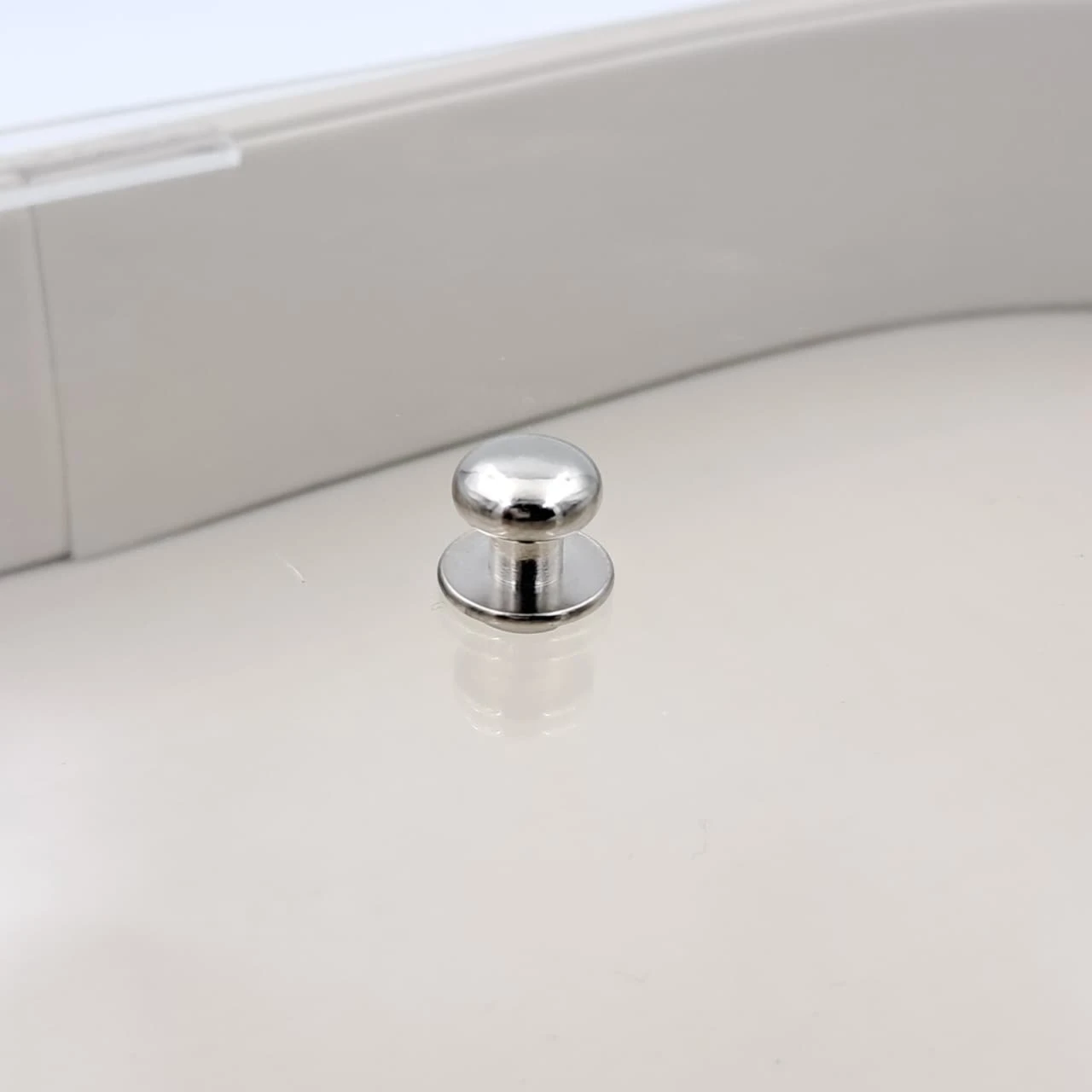 Modern Oval Storage Tray with Clear Acrylic Lid and Knob Handle – Multi-Purpose Countertop Organizer for Kitchen, Bathroom, Vanity & Home Storage (8H x 35L × 18W CM)