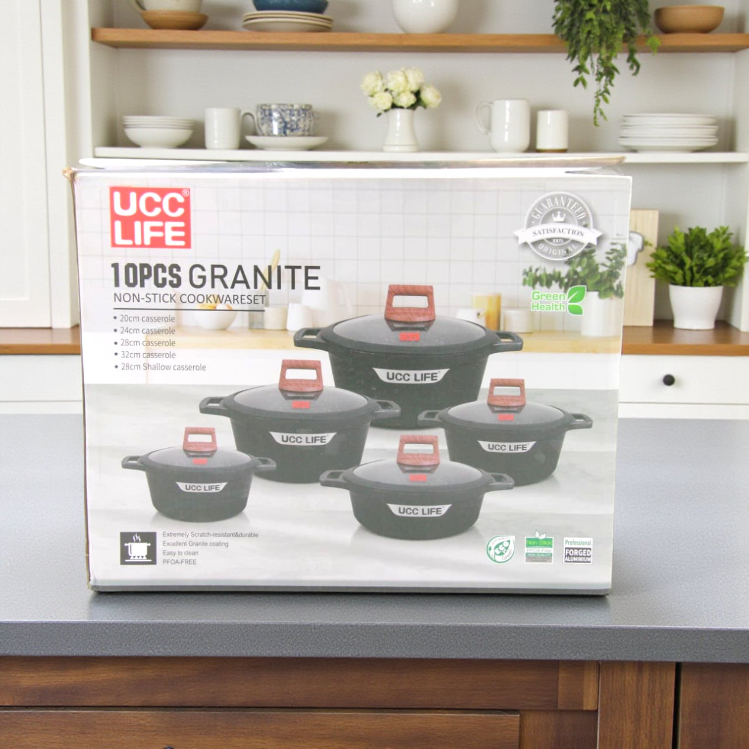 مجموعة أواني طهي جرانيت غير لاصقة من يو سي سي لايف، مكونة من ١٠ قطع - أواني طهي من الألومنيوم المطروق بأغطية زجاجية (٢٠ سم، ٢٤ سم، ٢٨ سم، ٣٢ سم، ومقلاة عميقة ٢٨ سم) 