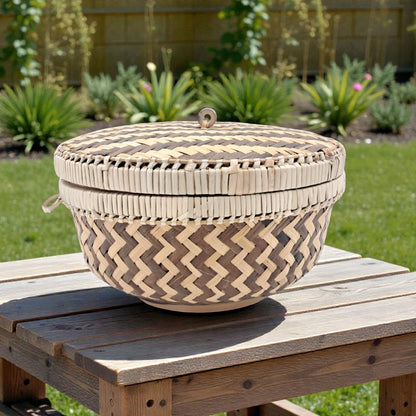 Handwoven Round Bamboo Basket with Lid – Natural Decorative Storage & Serving Bowl (15H x 22L × 22W CM) - Damoo