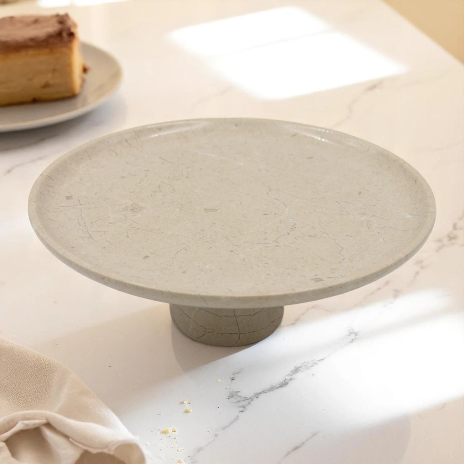 Beige Marble-Style Round Serving Plate on Stand – Modern Stone-Look Display Tray for Kitchen, Dining Table & Living Room - Elegant Multi-Purpose Pedestal Platter for Food or Décor - Damoo