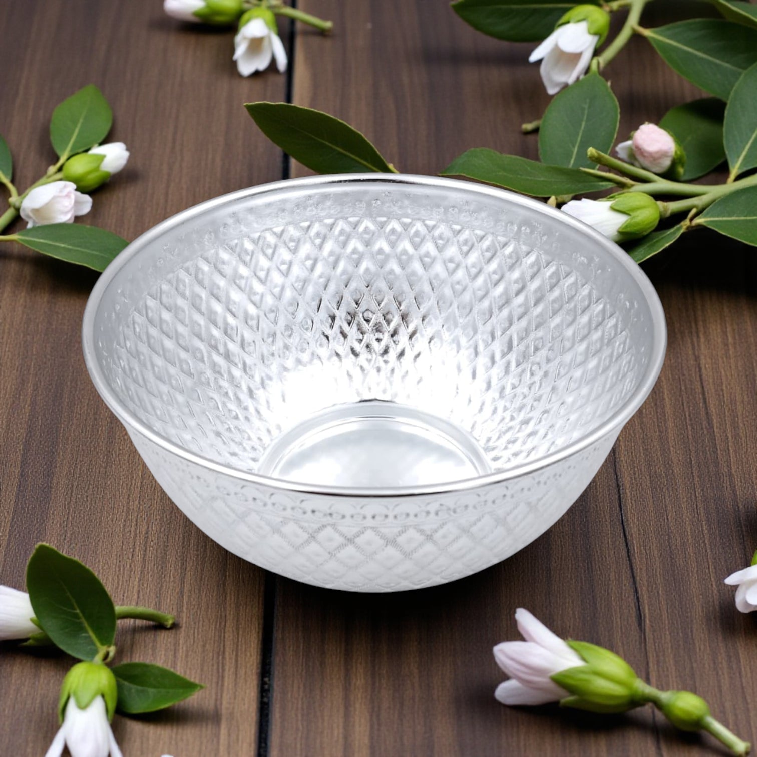 Luxury Engraved Serving Bowl 23cm – Silver & Gold | Premium Decorative Food Bowl for Rice, Salad, Curry & Fruits | Traditional Tableware for Home, Parties, Weddings & Gifting