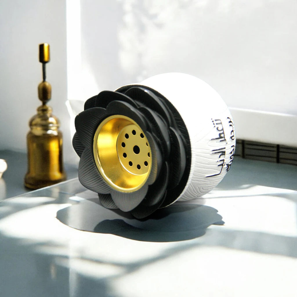 Cherry Luxury Censers - Elegant Oud & Bakhoor Incense Burners - Sophisticated Home Fragrance Accessories in White, Black, and Gold - Damoo