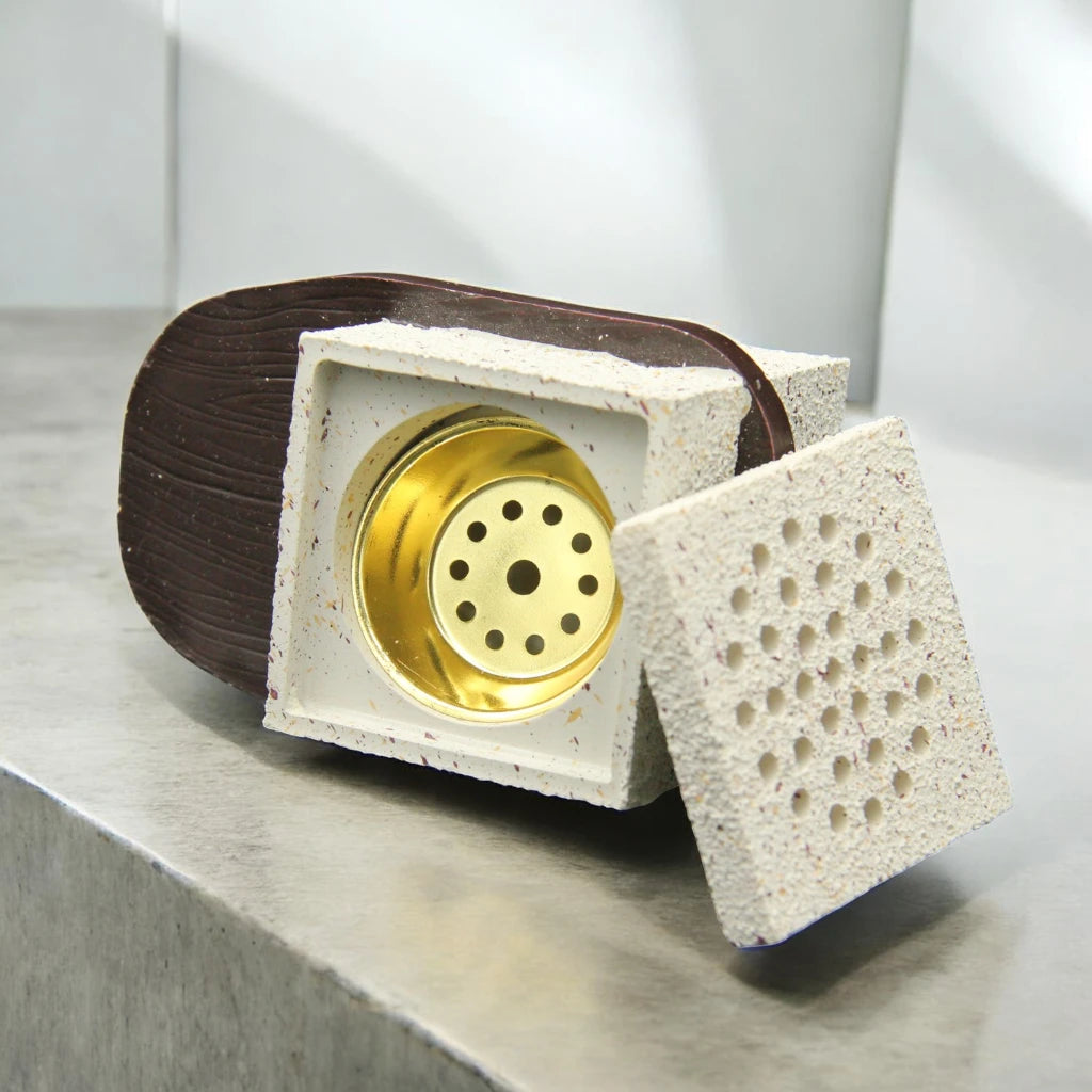 Cherry Modern Ceramic Bakhoor Burner – Minimalist Incense Holder with Gold-Plated Inner Chamber - Damoo