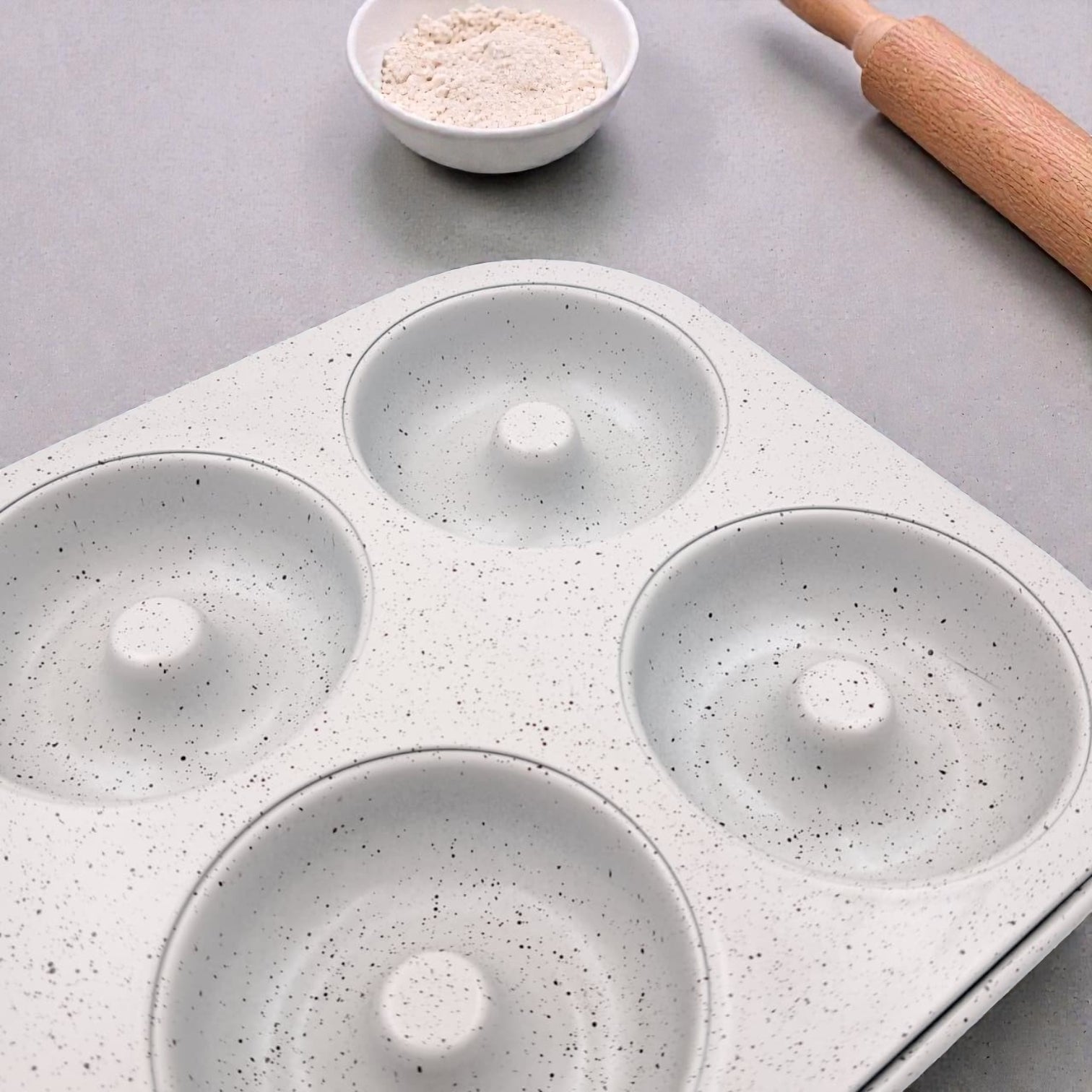 Granite 6-Cup Non-Stick Donut Baking Pan – Mini Doughnut Cake Tray for Sweet & Savoury Baking (2.5H x 26L x 18W CM) - Damoo