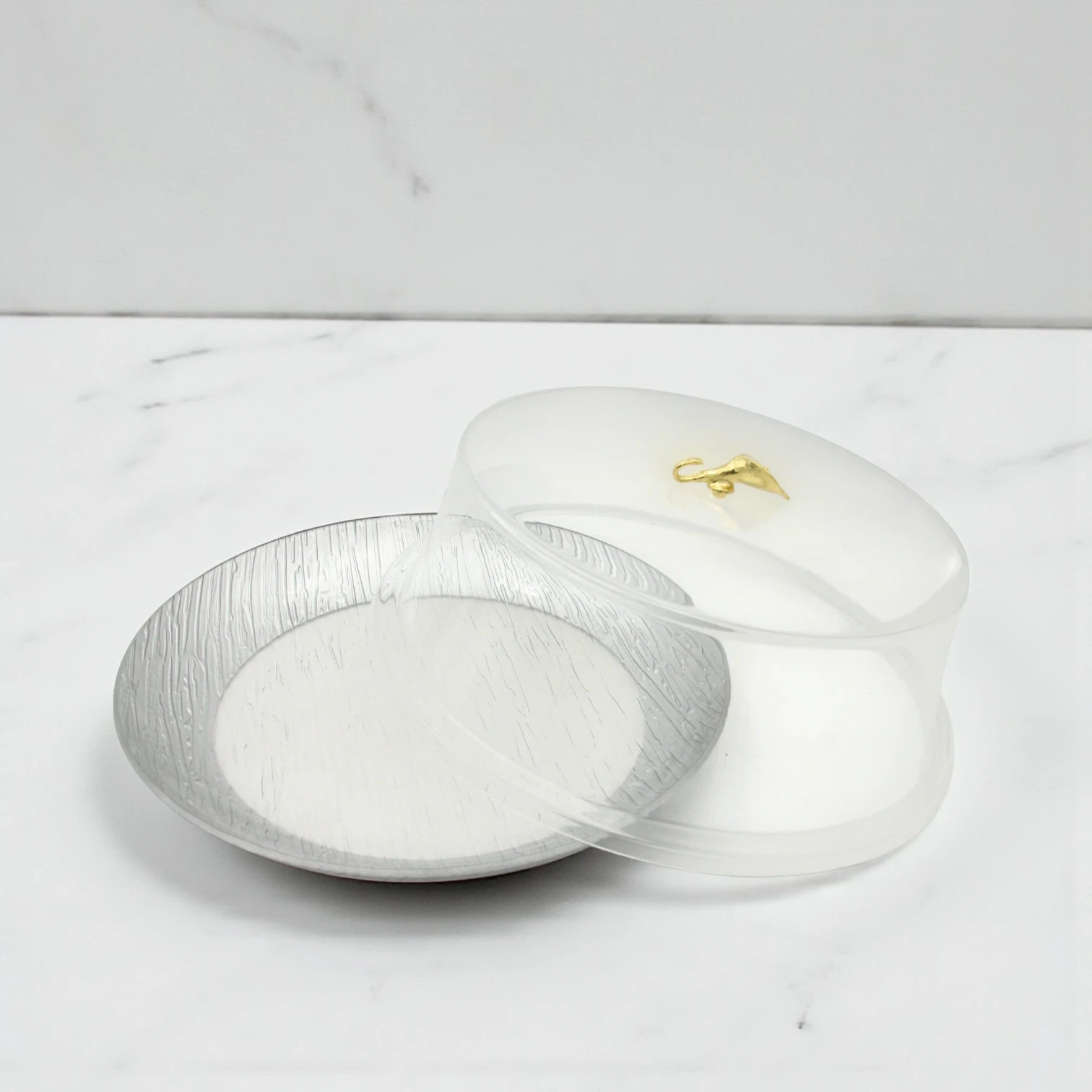 Damoo Clear Round Cake Box with Gold Handle – Elegant Dessert Display Container with Textured Dome Cover for Cakes, Pastries & Treats - Damoo
