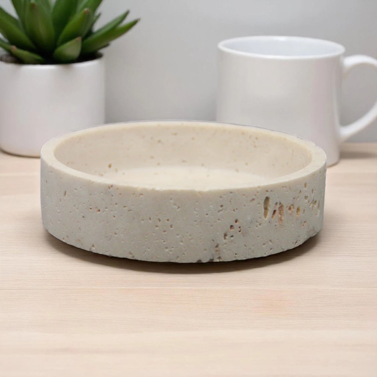 Damoo Hand-Carved Travertine Bowl – Minimalist Round Dish for Keys, Jewelry, Candles, or Decor - Damoo