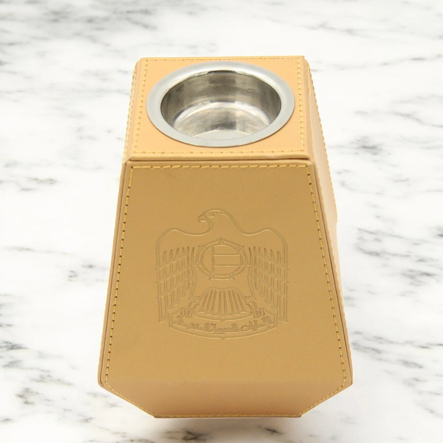 Damoo Luxury Faux Leather Bukhoor Burner with UAE Emblem – Modern Mabkhara Incense Holder for Home, Office, Majlis & Special Occasions - Damoo