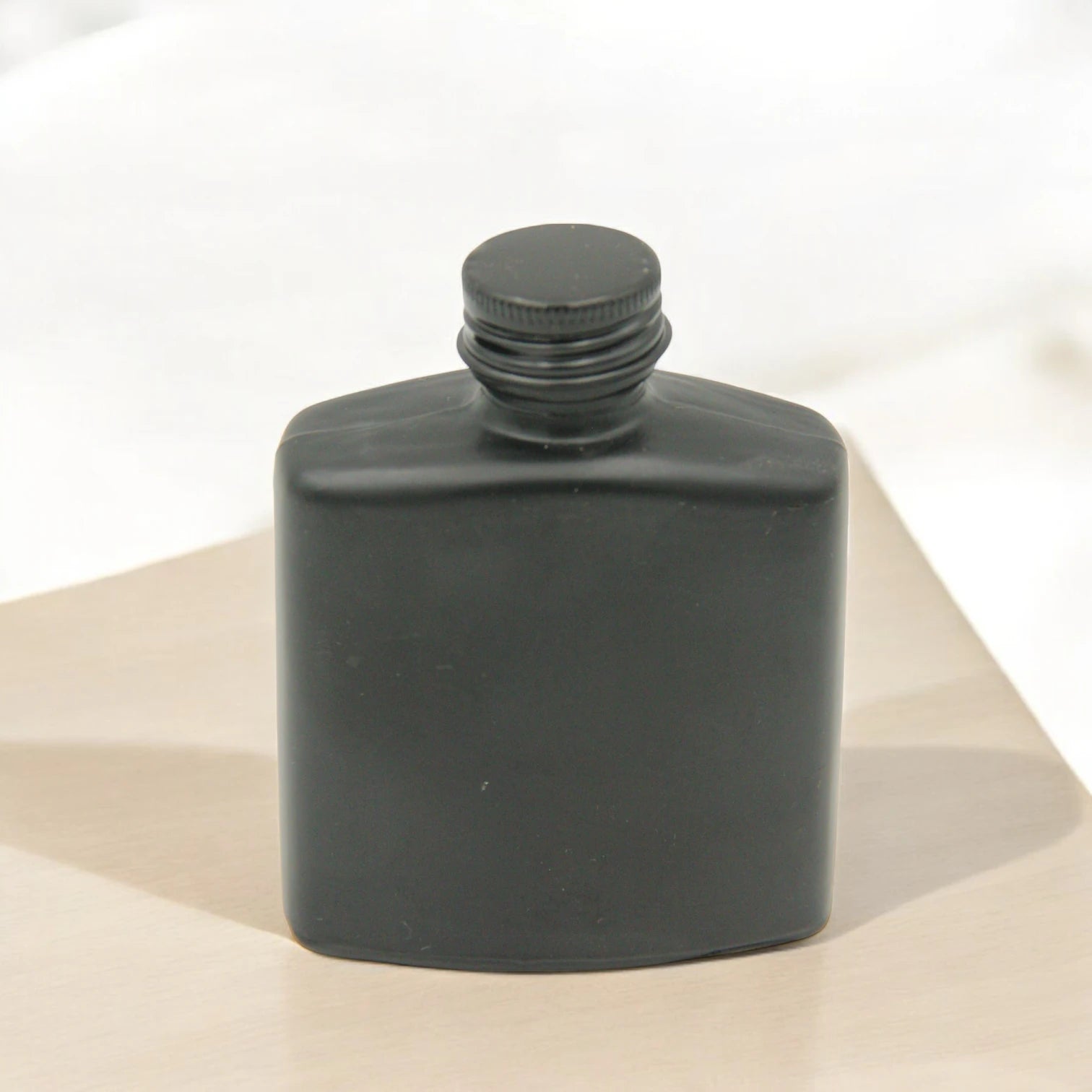 Damoo Matte Black Glass Bottle with Screw Cap – Refillable Stylish Container for Oils, Fragrances, Lotions, or Liquids - Damoo