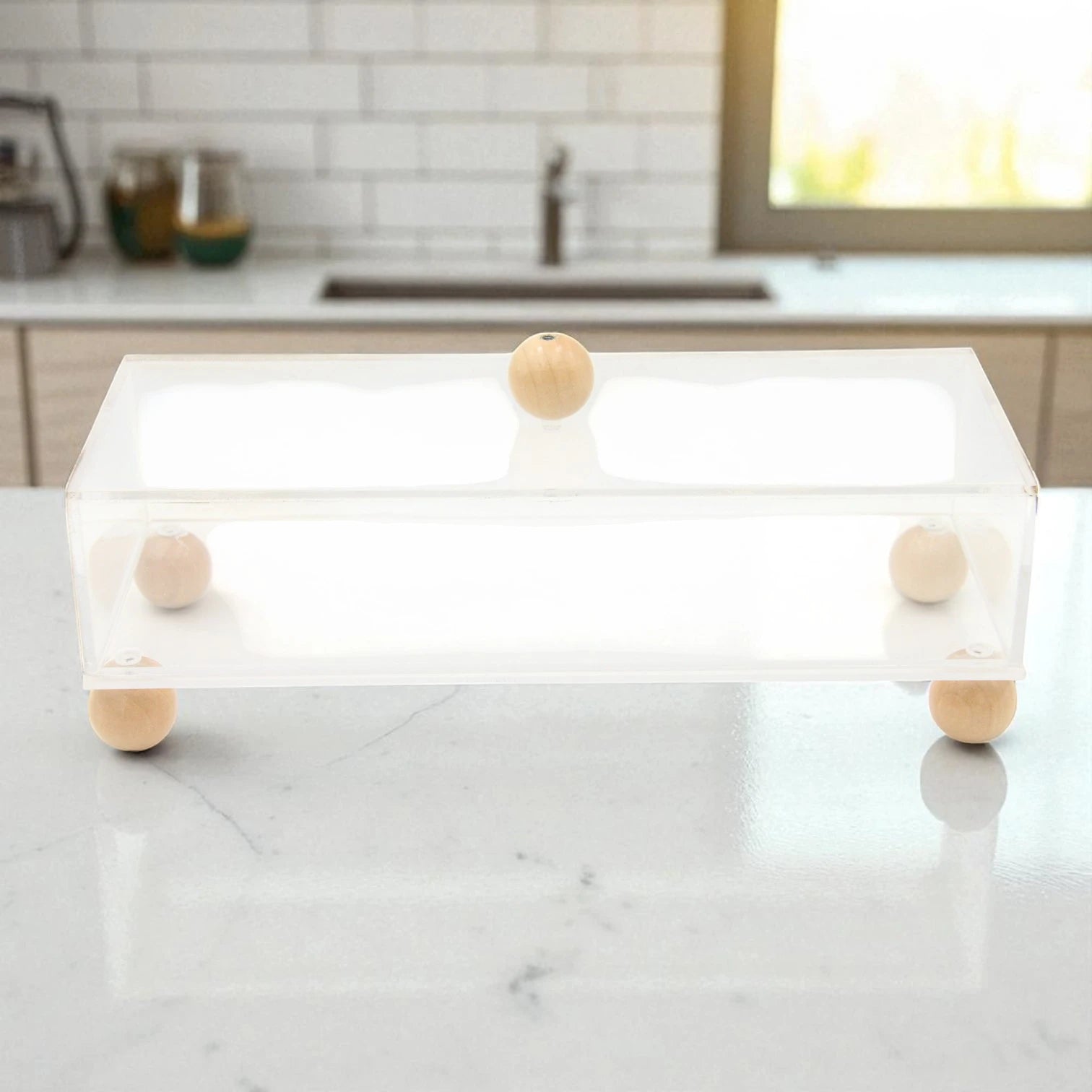 Damoo Modern Acrylic Candy Box with Wooden Knob & Legs – Clear Storage Container with Lid for Dates, Sweets & Snacks - Damoo