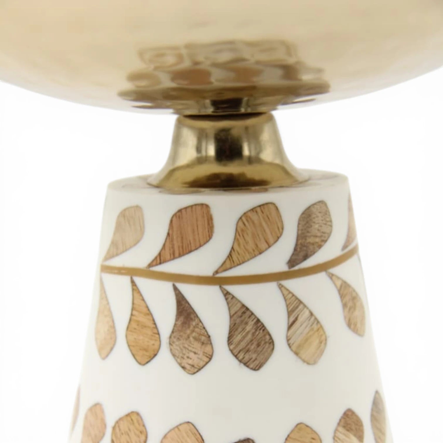 Hammered Metal Pedestal Serving Bowl with Decorative Inlay Base – Elegant Elevated Fruit & Dessert Bowl for Table Centerpiece (20H x 20L x 20W CM)