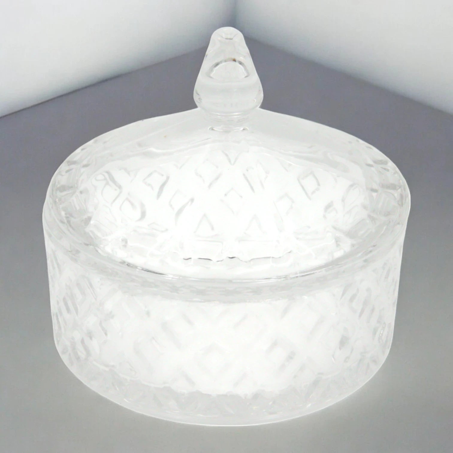 Delisoga Crystal Glass Sugar Bowl with Lid – Elegant Diamond Pattern | Decorative Candy Jar & Storage Container – 1 Set - Damoo