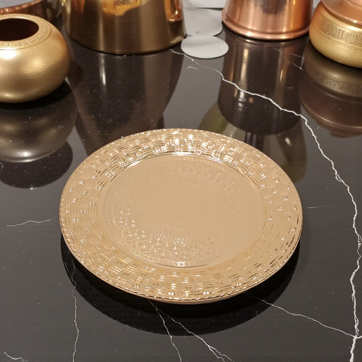 African Design Gold Centerpiece Glass Plate – Elegant Decorative Serving Plate with Glossy Finish, Home & Table Decor - Damoo