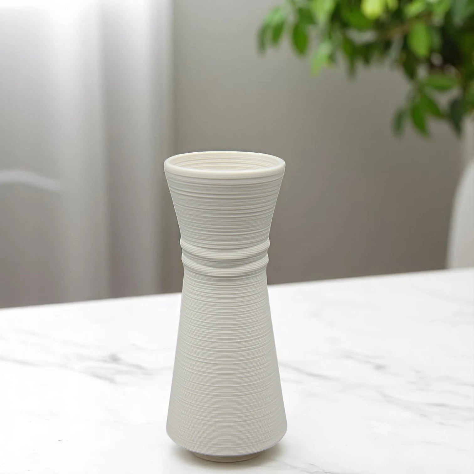 Elegant Ceramic Flower Vase – Modern Home Decor for Living Room, Office, or Table Centerpiece | Minimalist Decorative Vase for Fresh or Dried Flowers - Damoo