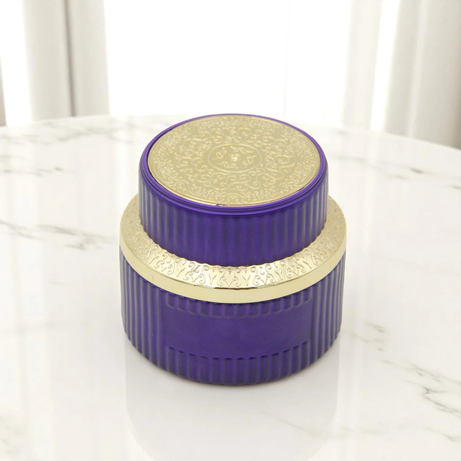 Elegant Empty Bakhoor Storage Jar 200ML – Deep Purple Glass with Gold Lid & Unique Gold Pattern Design - Damoo