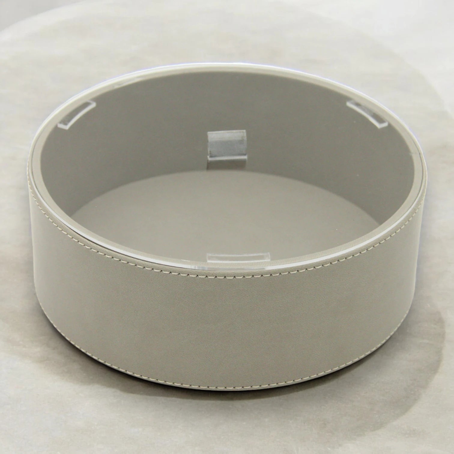 Elegant Minimalist Round Tray with Acrylic Cover – 1 Piece - Modern Serving & Organizer Tray for Breakfast, Snacks, Drinks, Kitchen & Dining - Damoo