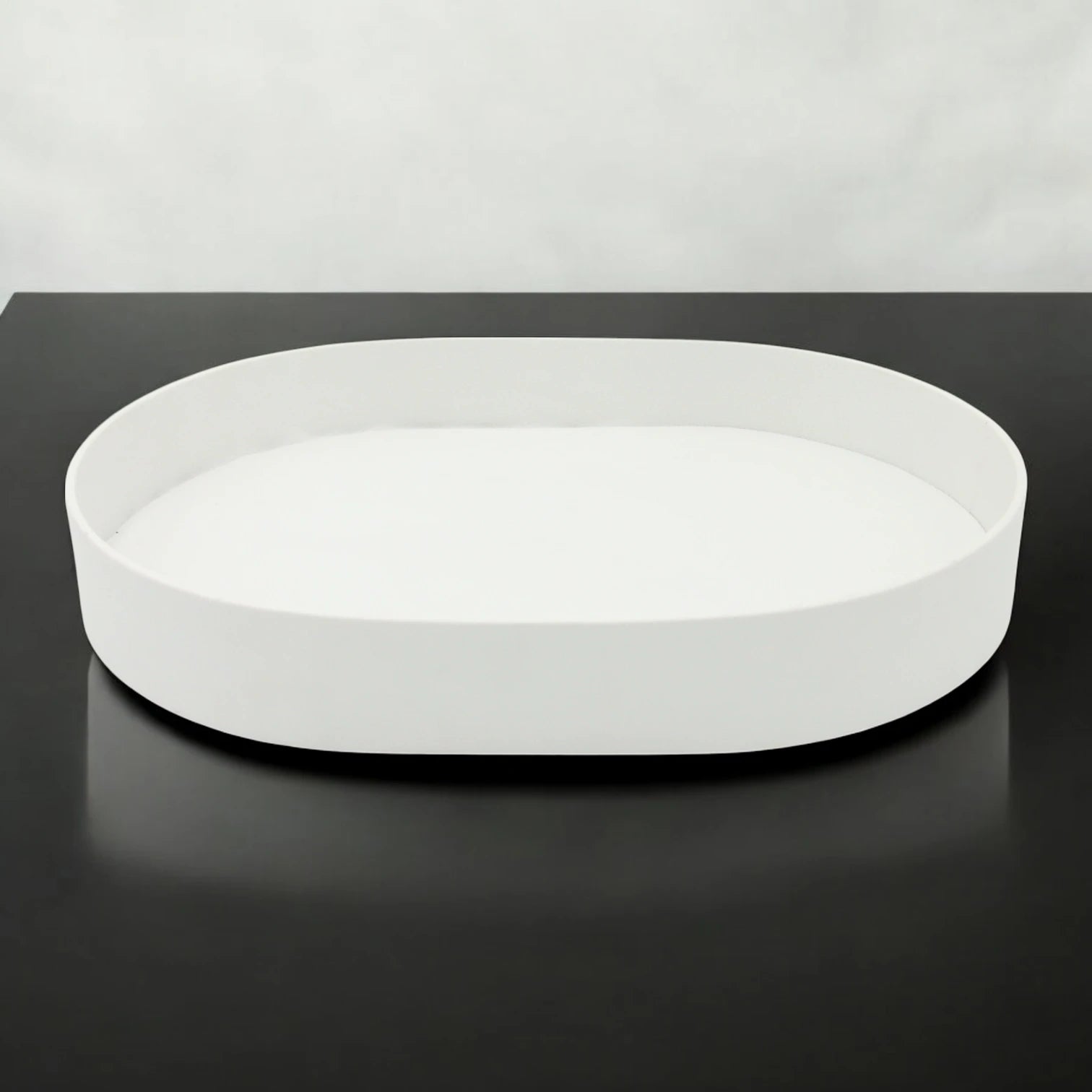 Elegant White Oval Leather Catchall Tray – Minimalist PU Leather Valet Organizer for Desk, Dresser, or Entryway - Damoo