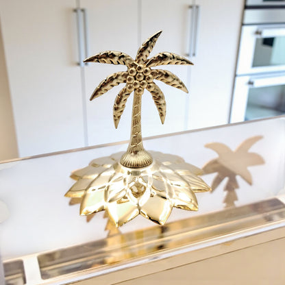 صندوق زخرفي فاخر على شكل شجرة نخيل من الأكريليك والذهب - صينية تخزين أنيقة مع غطاء وقاعدة ذهبية وتصميم نخلة (الارتفاع 16 سم × العرض 10 سم × الطول 24.5 سم)  