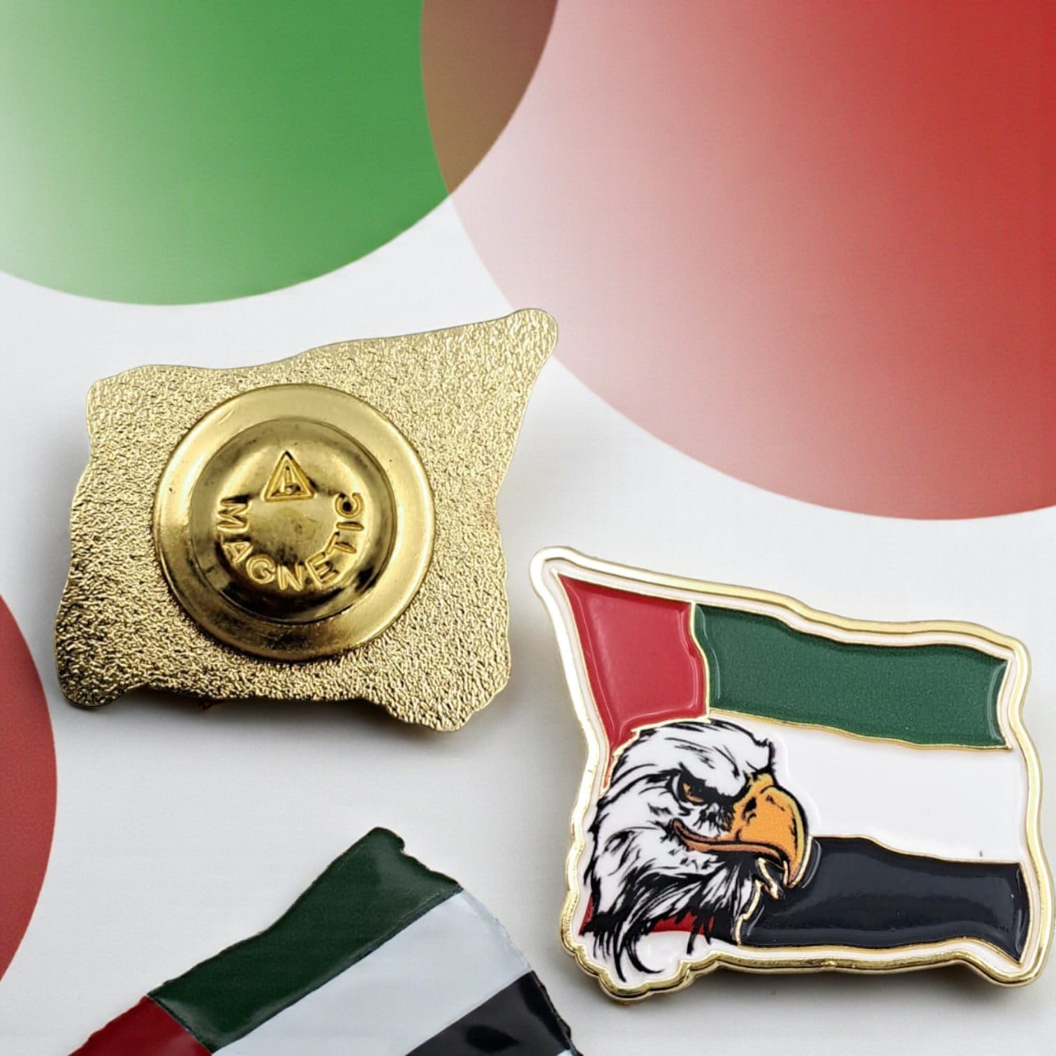 UAE Flag Eagle Magnetic Badge – Patriotic Enamel Pin with Golden Finish – National Day Souvenir (H2.5cm x W3cm)