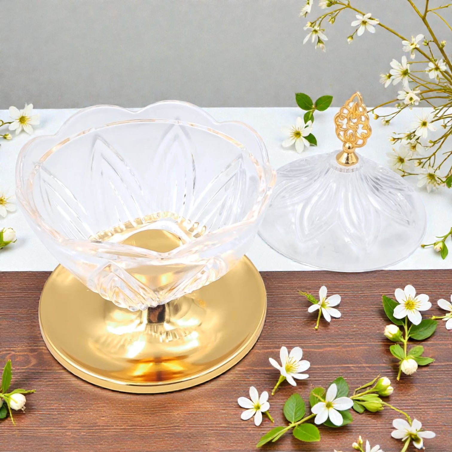 FURSAN Luxury Acrylic Date Bowl with Lid & Gold Stainless Steel Base – Elegant Candy & Dessert Serving Dish (21H x 14L × 14W CM) - Damoo