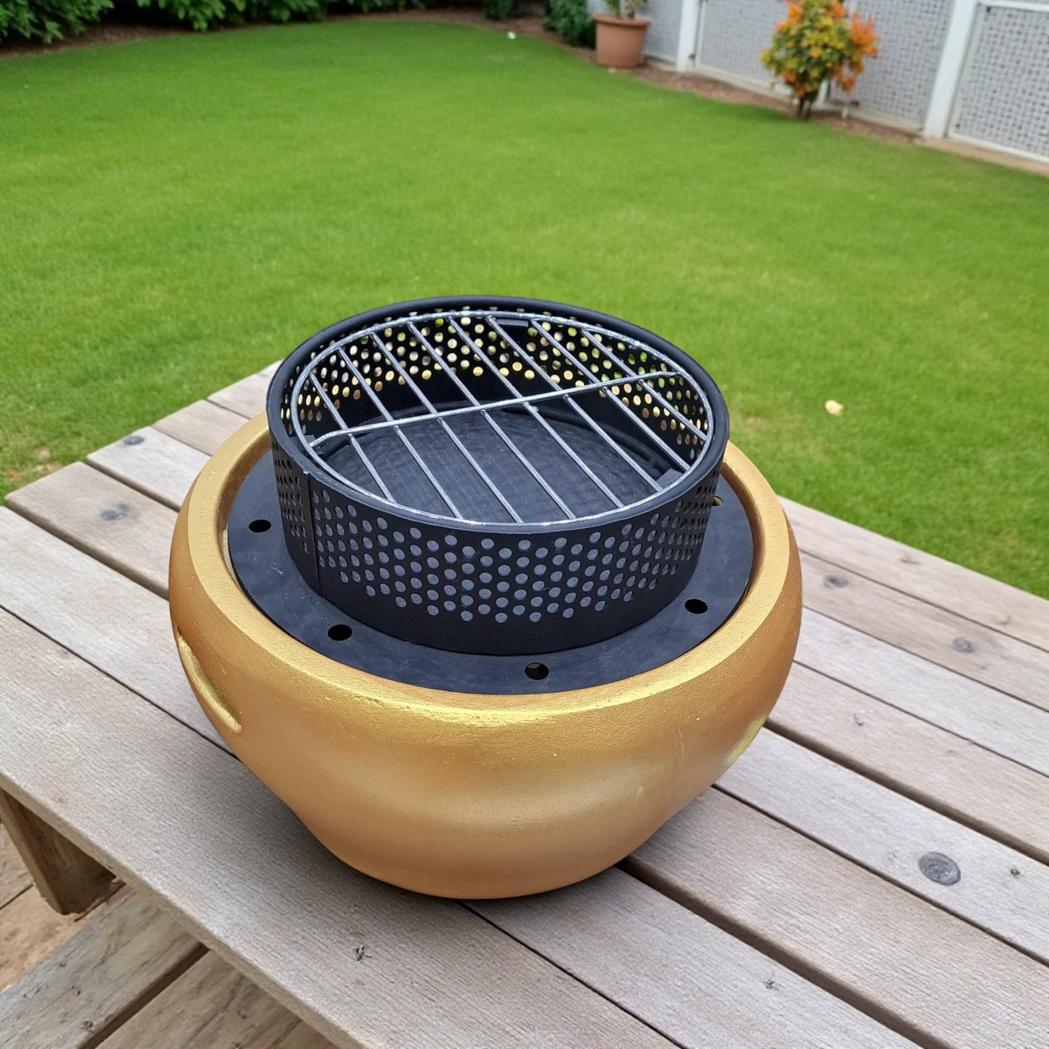 Premium Golden Charcoal BBQ Grill – Portable Round Tabletop Barbecue Stove – Durable Cast Design with Ventilation – W33 x H24 cm