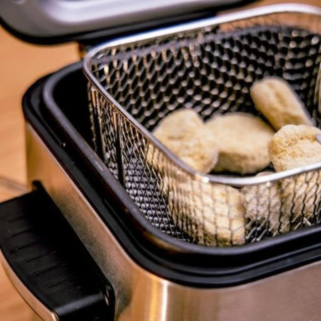 Geepas 1.5L Deep Fryer – 900W, Stainless Steel, Viewing Window, Non-Stick Basket, Adjustable Temperature Control - GDF36016 - Damoo