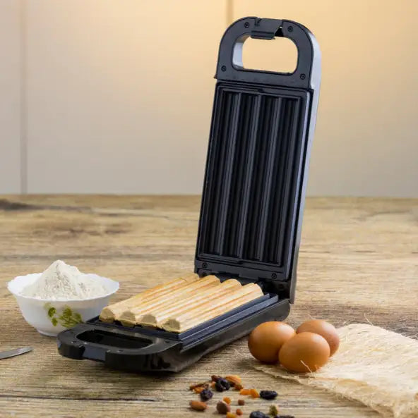 Geepas Churro Maker 750W – Non-Stick Cooking Plates, Healthy Oil-Free Baking, Lock Grip Handle, Easy to Clean, Makes 4 Churros at a Time – Perfect for Homemade Churros (Black) - Damoo