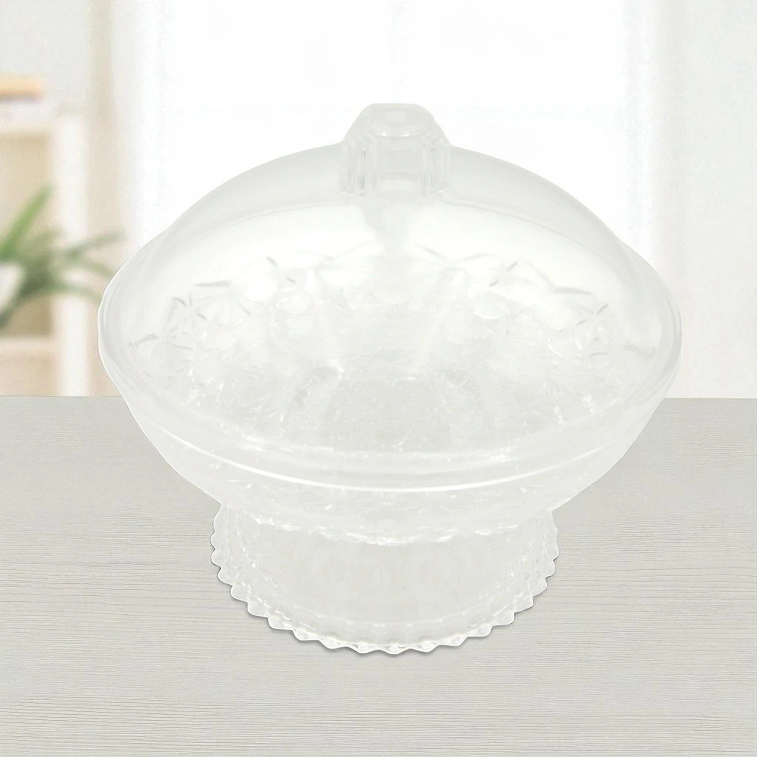 HEC Crystal Acrylic Dessert Tray with Dome Lid & Stand – Elegant Covered Server for Cakes, Pastries, and Sweets – Fine Collection - Damoo