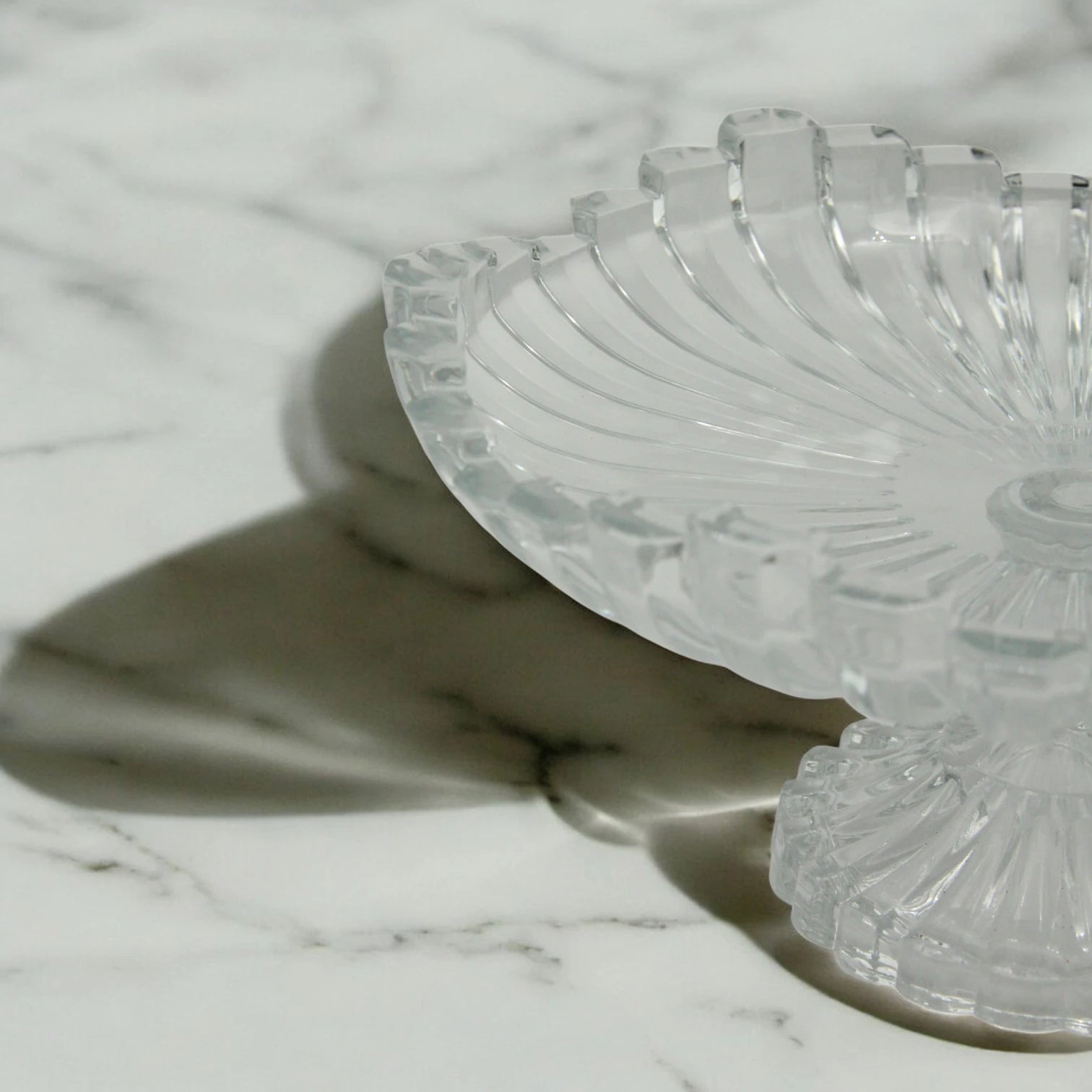 Isfahan Glass Elevated Fruit & Vegetable Serving Bowl – Product No. 882 | Clear Glass Pedestal Dish for Elegant Food Presentation | Ideal for Fruits, Salads, Desserts & More - Damoo