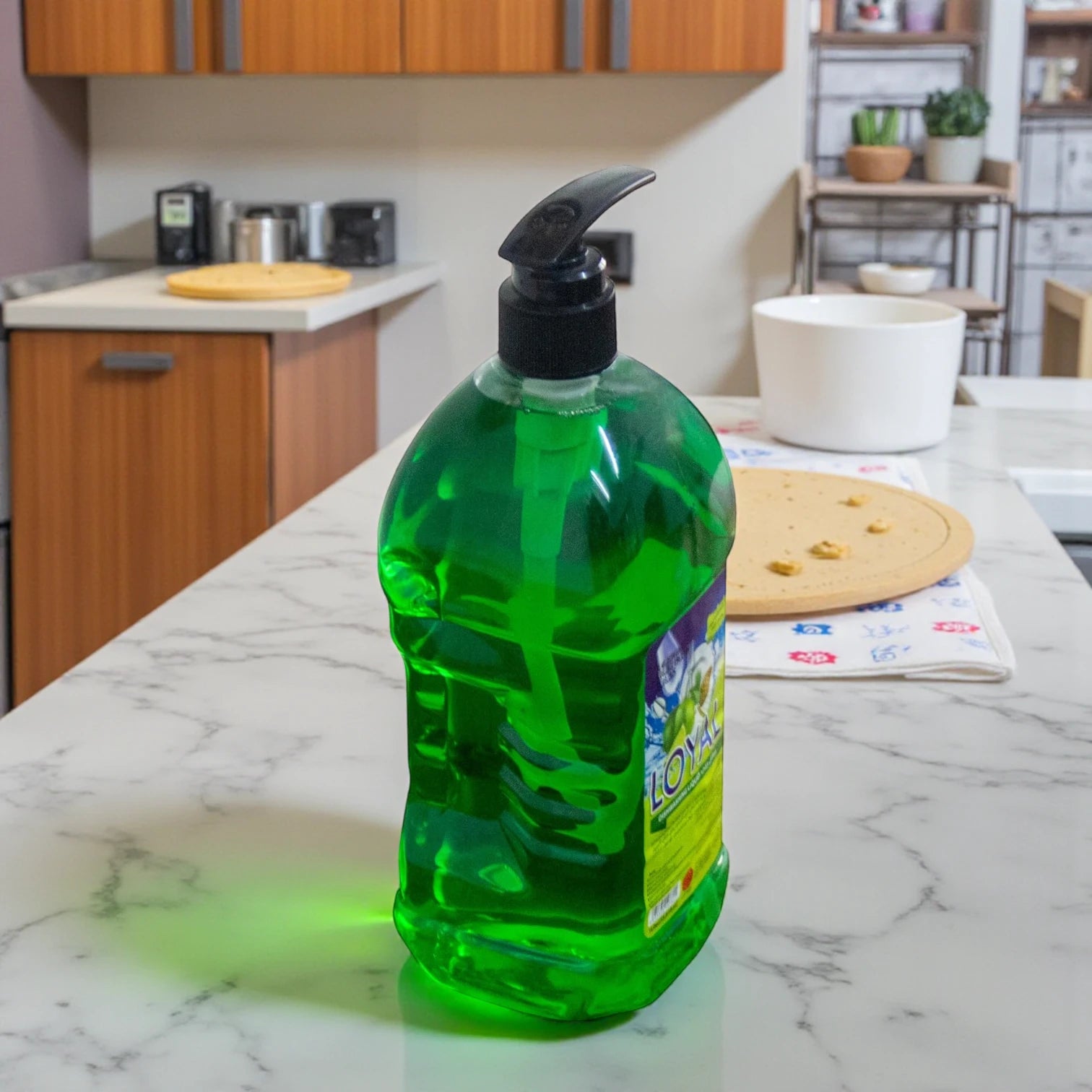 Loyal Dishwashing Liquid – Lemon Zest & Forest Pine Scent (2L) | Natural Formula, Deep Clean, Fresh Forest Fragrance - Damoo