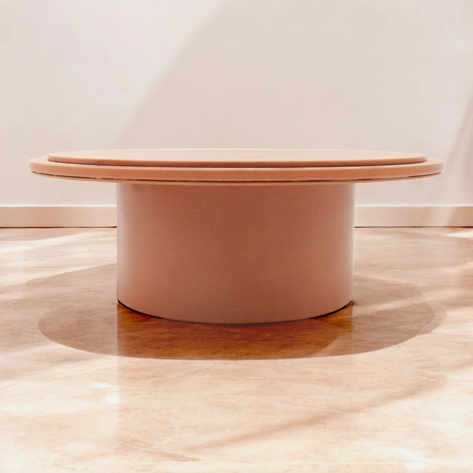 Luxury Leather Round Cake Stand – Large Elegant Dessert Display for Events & Home Decor - Damoo