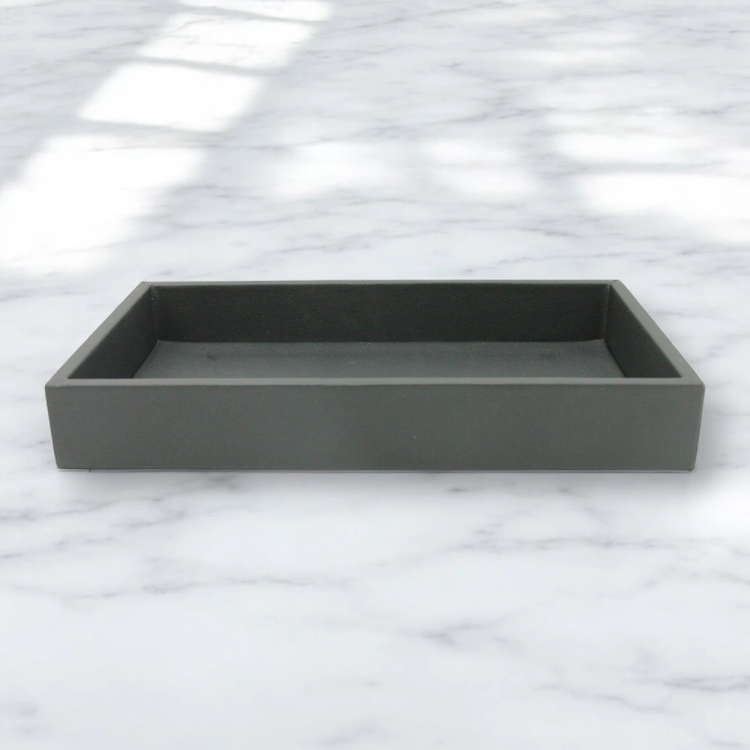 Luxury Leather Serving Tray – Tray used as a Food Platter for Home, Office, Parties & Gifting - Damoo