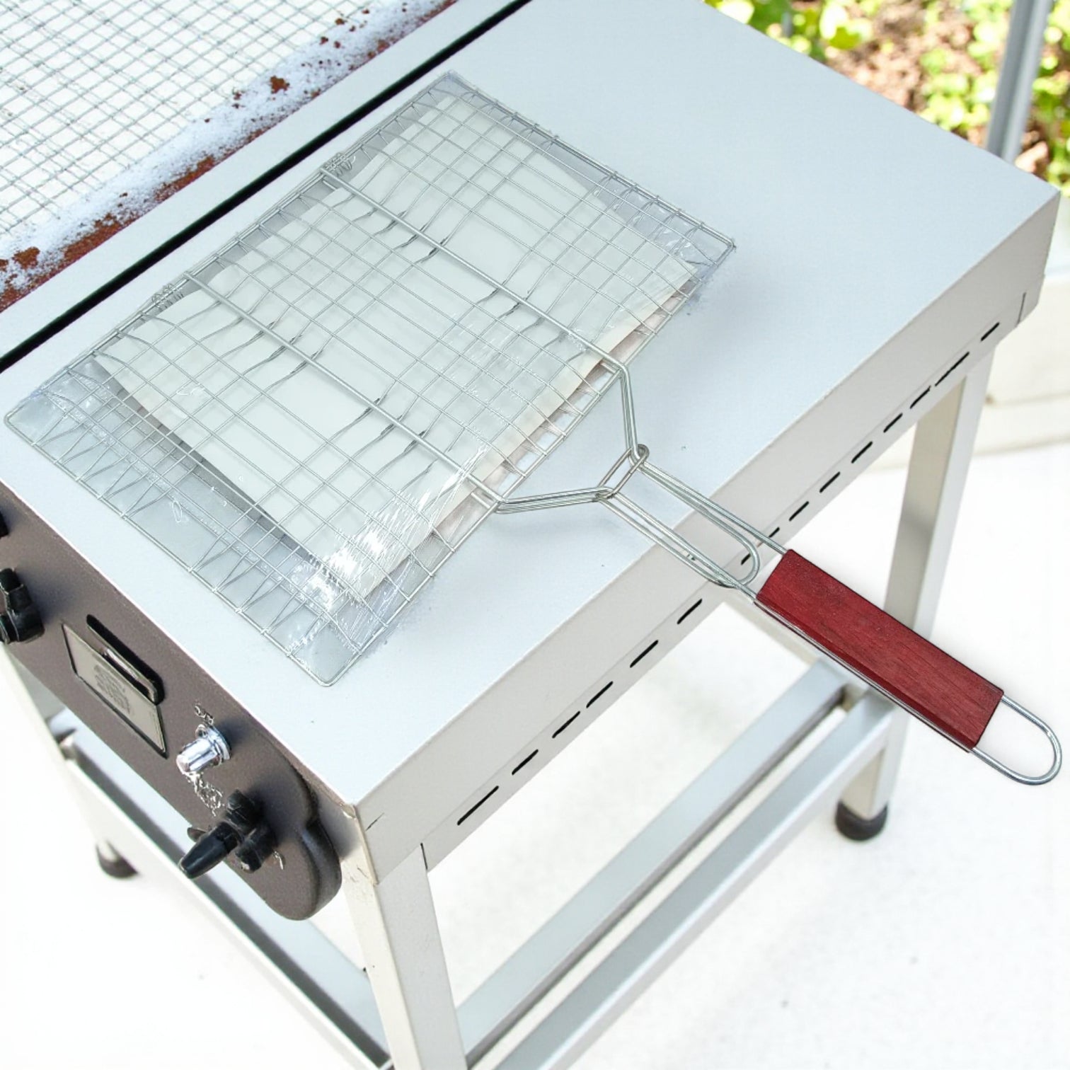TEWEIJIA High Quality BBQ Grill Net  – Durable Stainless Steel Non-Stick Barbecue Grid for Grilling Meat, Fish & Vegetables