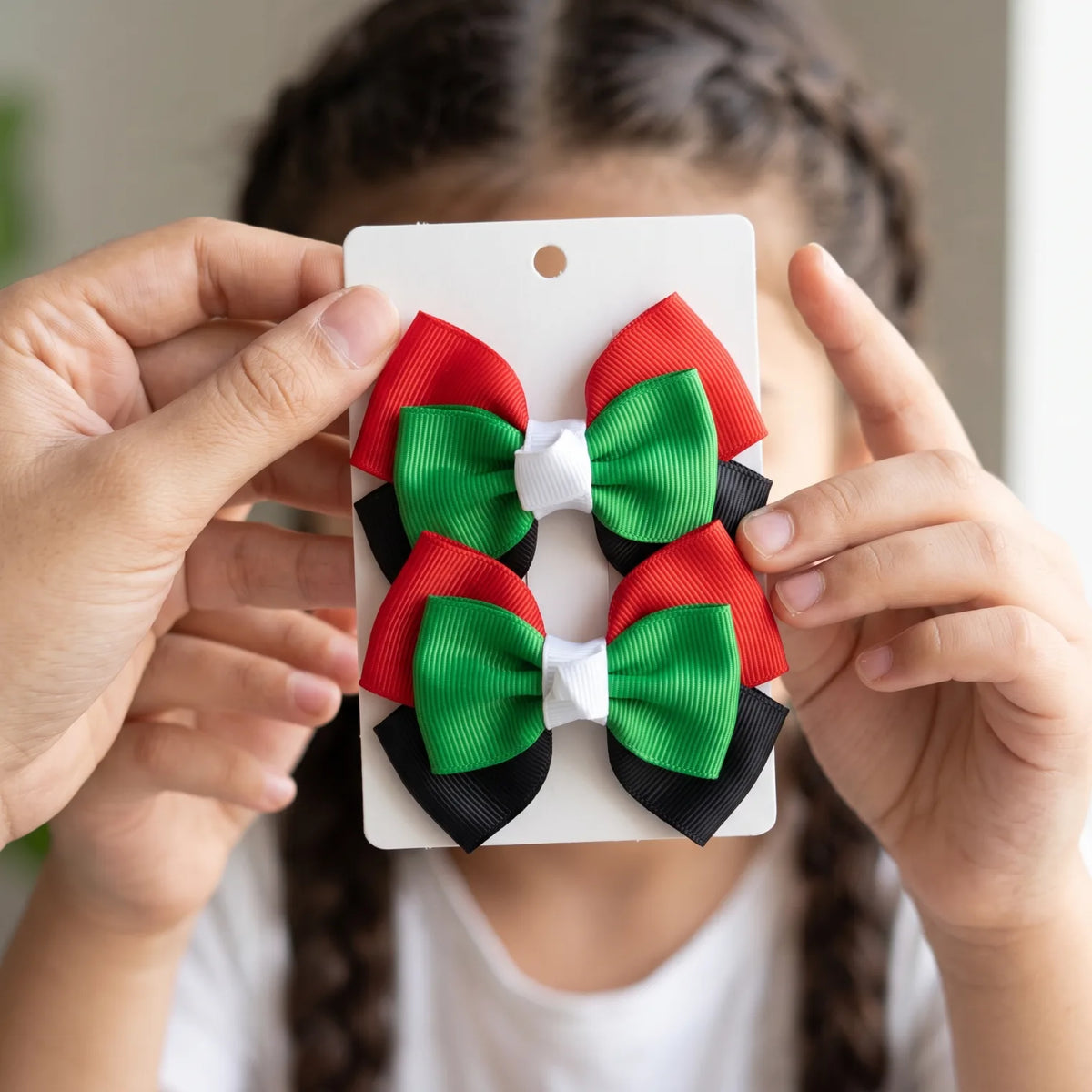 UAE Color Hair Clip Set – 2 Pieces | Red, Green, Black & White Layered Hair Bows for United Arab Emirates National Day and Flag Day