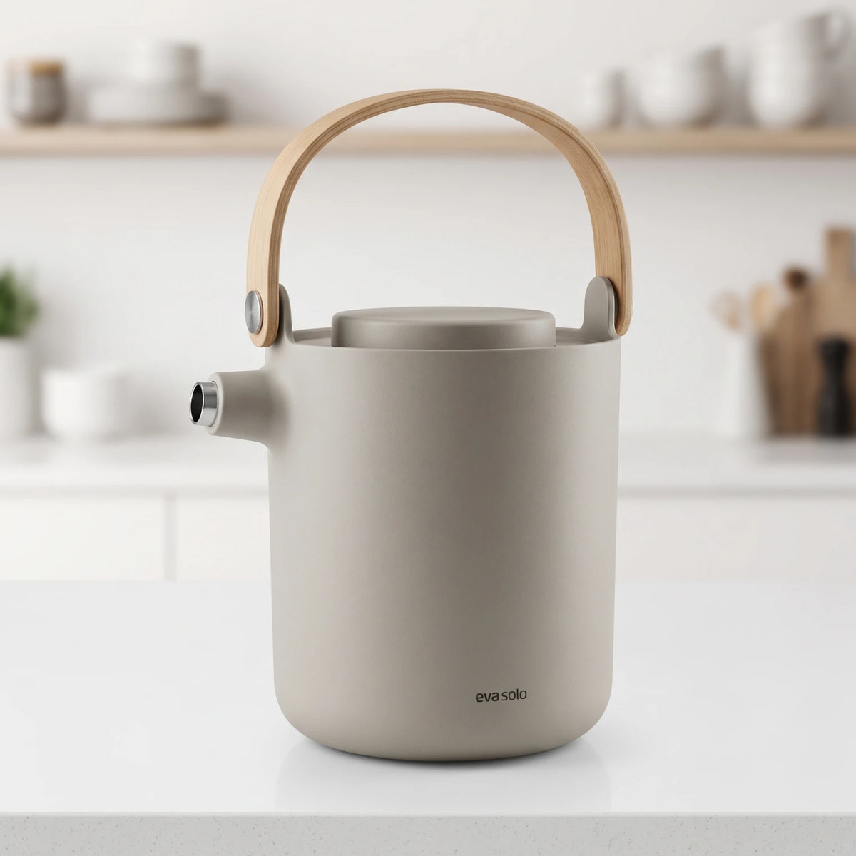 Eva Solo Nordic kitchen tea vaccum "Sand" – 1 Liter | Hot for 12 Hours, Cold for 24 Hours | Leak Proof Flask