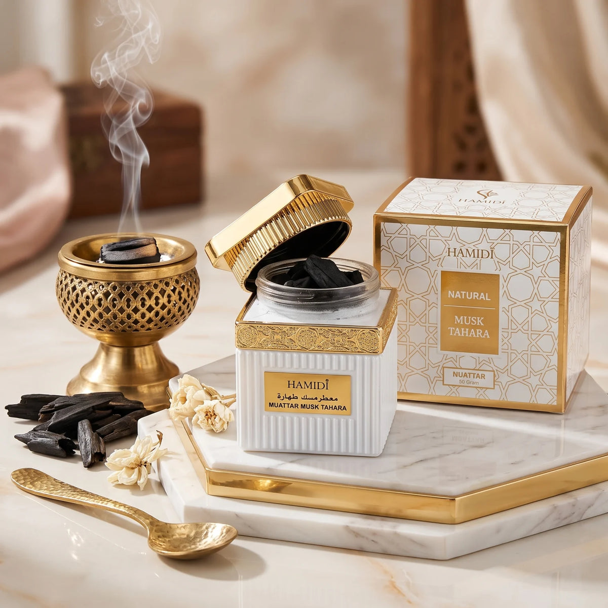 HAMIDI MUSK TAHARA Muattar 50 grams – Musk Fragrance with Ornate Gold Cap, Ribbed White Bottle and Decorative Packaging