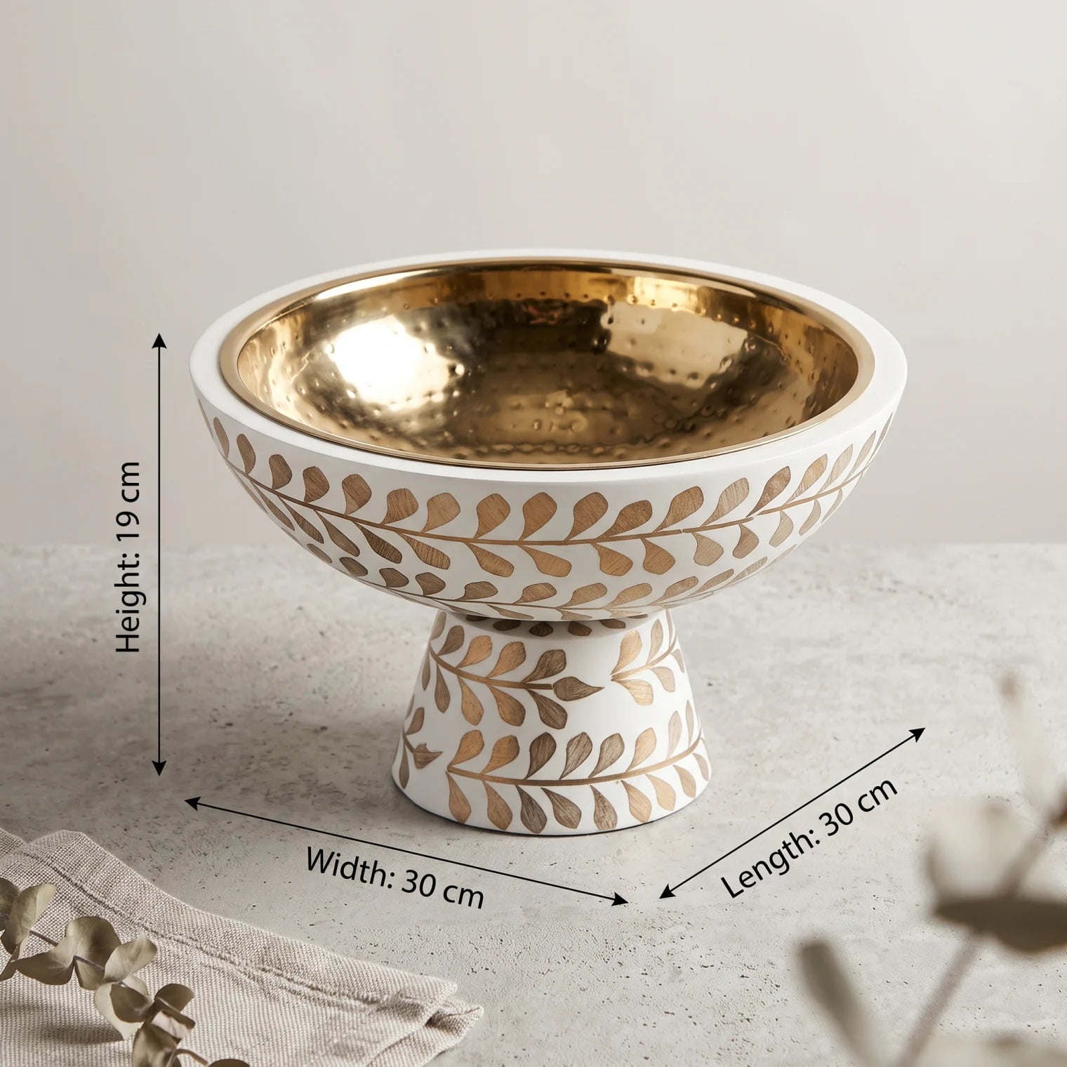 Decorative Footed Bowl Large – White and Gold with Hammered Metallic Gold Interior, Botanical Leaf Detail, 19 × 30 cm