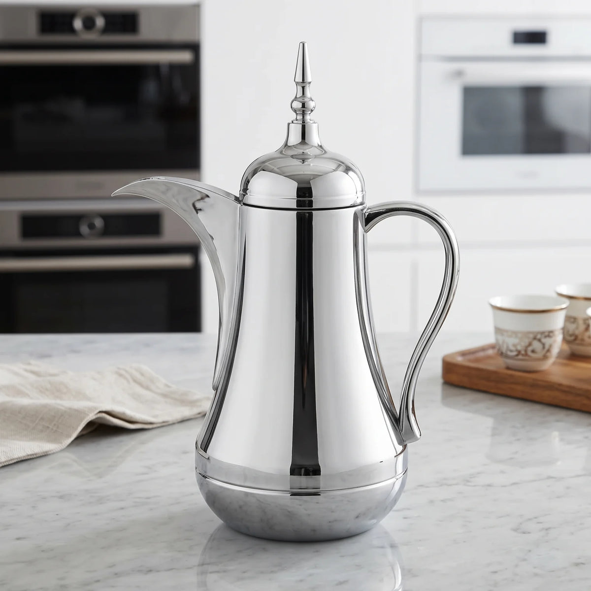 Ansa Stainless Steel Arabic Vaccum Flask – 0.65 Litre | Pink Glass Interior | Leak Proof Tea & Coffee Serving Flask - Plain Silver - Image 2