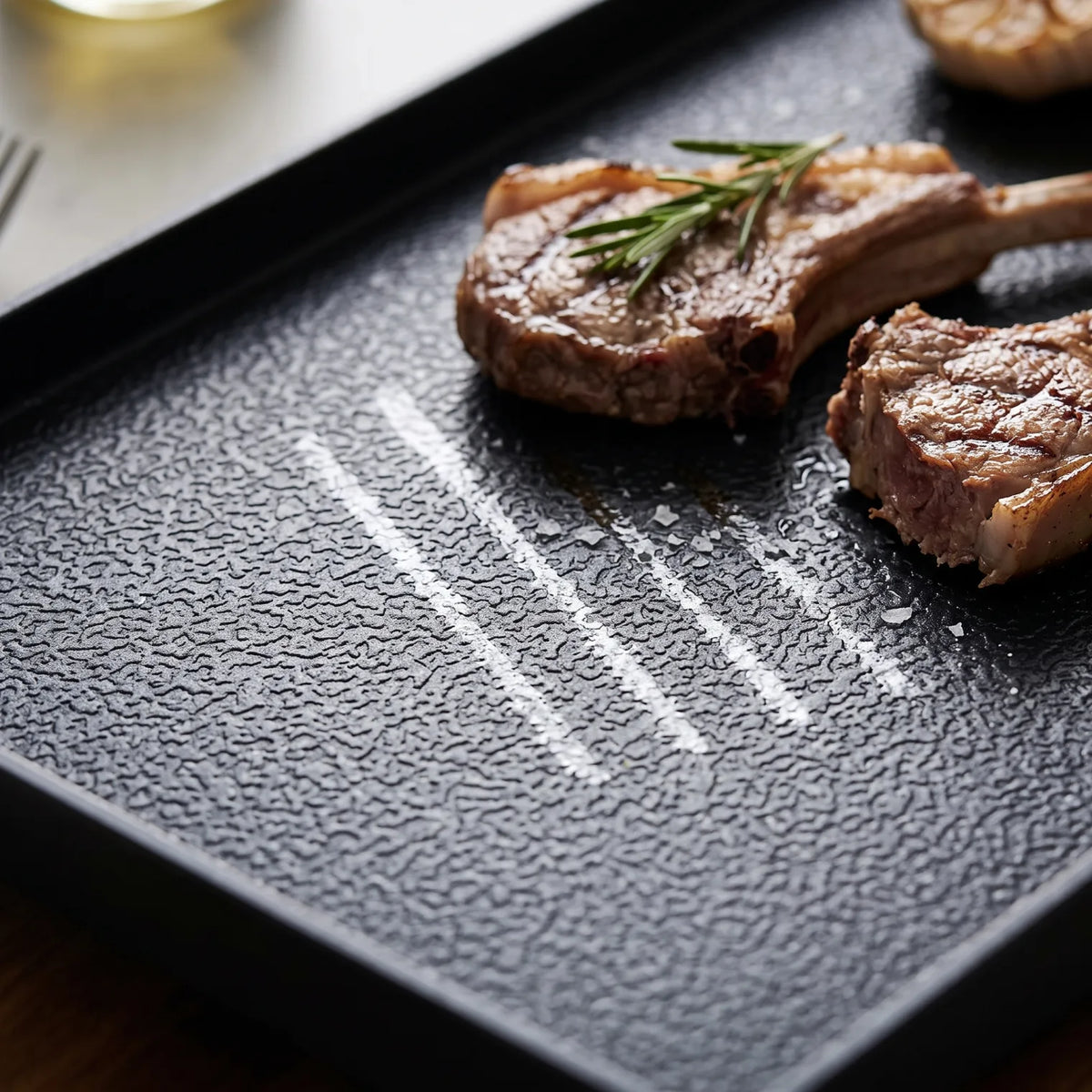 Horizon Aluminium Non-Stick Black BBQ Plate (Long Loaf Plate) – 45 x 24 x 5 cm Rectangular Grill Pan with Raised Rim