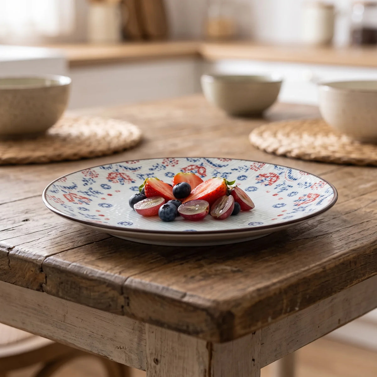 20 CM Porcelain Fruit Plate – Light Blue and White Decorative Plate with Red-and-Blue Floral Motifs and Dark Brown Rim