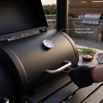 Black Charcoal Barrel BBQ Grill with Offset Smoker Side Box – 114 x 65 x 106 cm, Lid Thermometer, Handles, Wheels and Outdoor Cooking Design