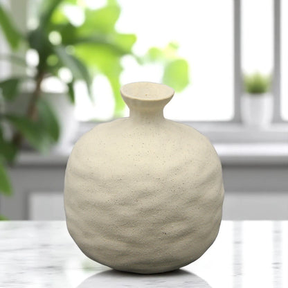 Rustic Handmade-Look Textured Ceramic Flower Vase – Minimalist White Pottery-Style Decor for Boho, Japandi, and Modern Interiors - Damoo