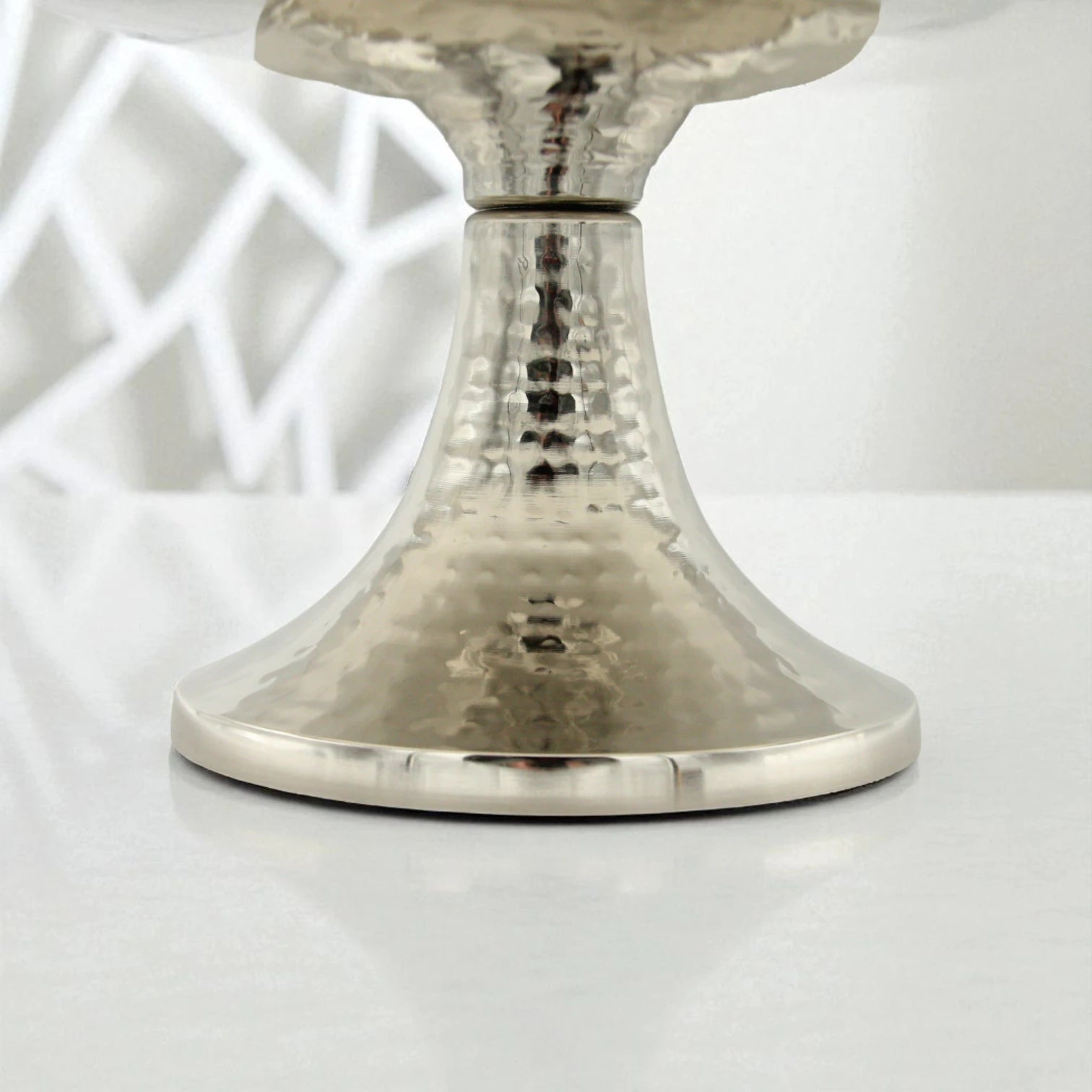 Square-Shaped Metal Dessert Stand – Elegant Serving Tray for Cupcakes, Pastries & More – Ideal for Weddings, Events & Home Display - Damoo