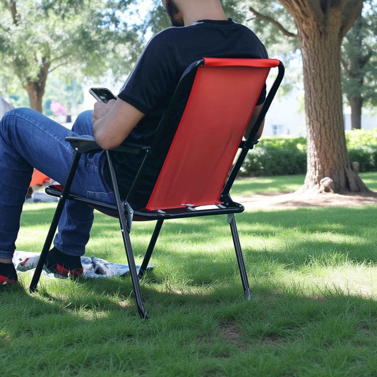 Striped Pattern Folding Beach Chair – Lightweight Portable Outdoor Sun Lounger with Armrests | Camping, Garden, Fishing & Picnic Deck Chair (Plain RED)