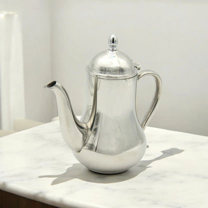 Stainless Steel Pot with Lid 1.5 L – Elegant Mirror Finish Kettle for Serving Tea or Coffee, Drip-Free Spout & Heat-Resistant Handle – Classic Steel Teapot for Home, Hotels, and Restaurants - Damoo